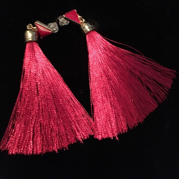 Jewelry - Silk thread tassels earrings